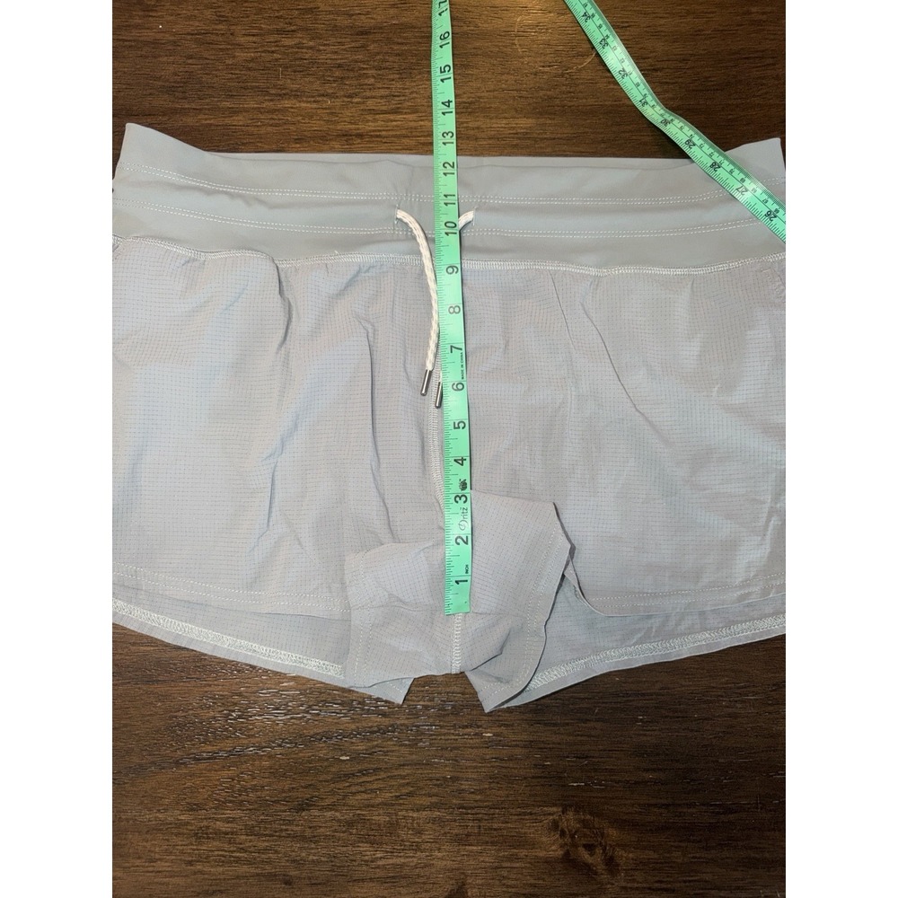 Vuori Seabreeze Blue Performance Shorts Running Yoga Women's XL Active VW370 - Picture 9 of 10